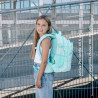 NEOXX Schulrucksack Active Pro Mint to be mit Kind stehend