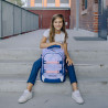 NEOXX Schulrucksack Active Pro  Dreaming of pastel mit Kind sitzend