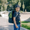 NEOXX Schulrucksack Active Pro All about Neon mit Kind stehend