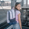 NEOXX Schulrucksack Flow Dreaming of pastel mit Kind von hinten