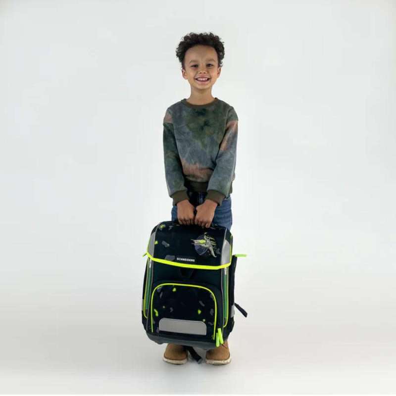 SCHNEIDERS Schulranzen 9 tlg Set ERGOLITE - Outer Space Kind mit Schulranzen Front