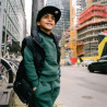 CHILDREN URBAN BASICS - Sweatshirt - Bottle Green Front 2er Set Kind lächelnd in der Stadt