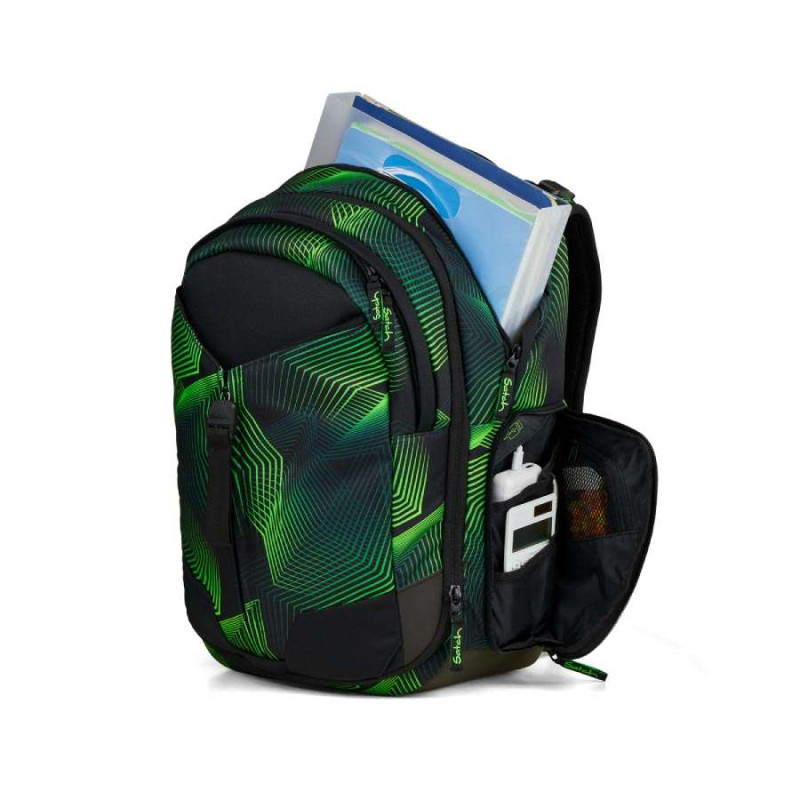 SATCH Schulrucksack MATCH (Modell 2025) - Seismic Green seitliche Front mitte geöffnet